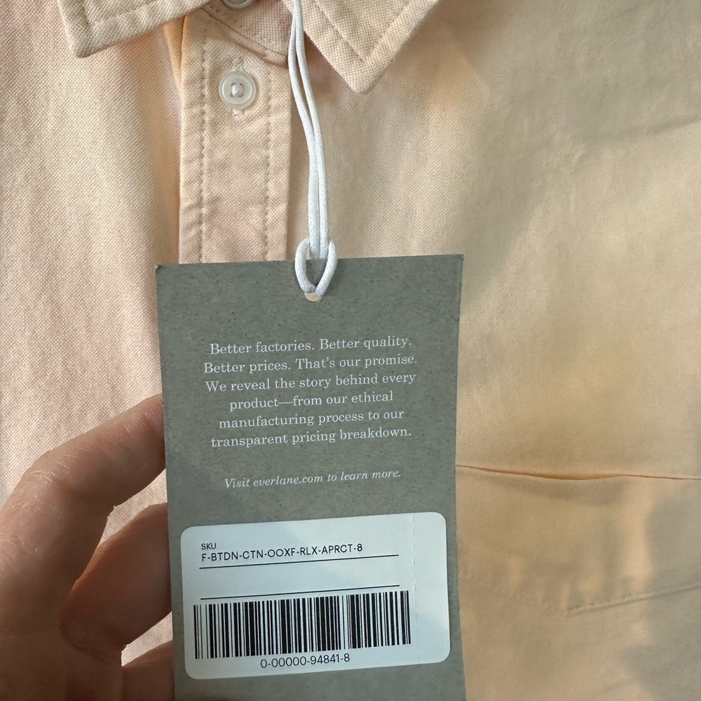 Everlane | The Must-Have Oxford Shirt in Apricot - Picture 7 of 9